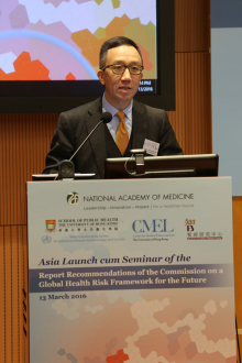 Professor Gabriel Leung, Dean of Li Ka Shing Faculty of Medicine, HKU, points out that there are deficiencies in global defenses against potential pandemics, and the seminar has provided the society an opportunity to have an in-depth discussion and offer recommendations to combat infectious diseases.